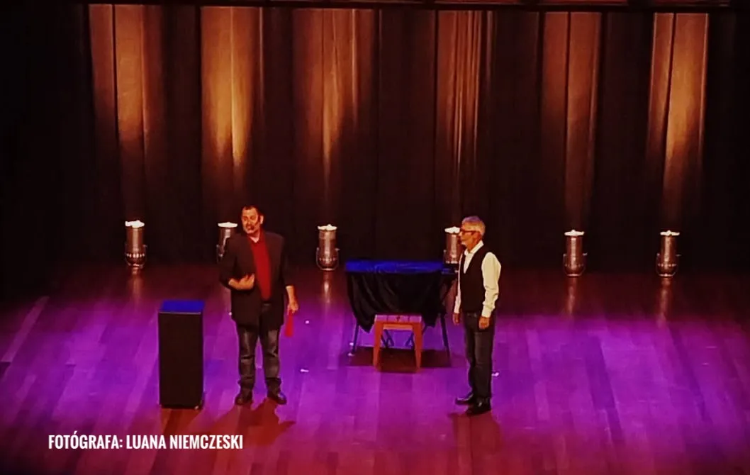 DOIS MÁGICOS & MEIO - A EXPERIÊNCIA