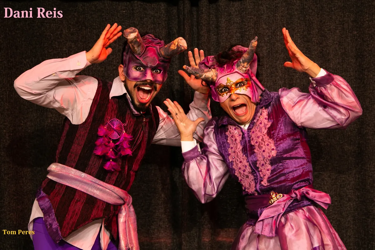 AS AVENTURAS DE JOÃO, A PRINCESA E O TAPETE VOADOR