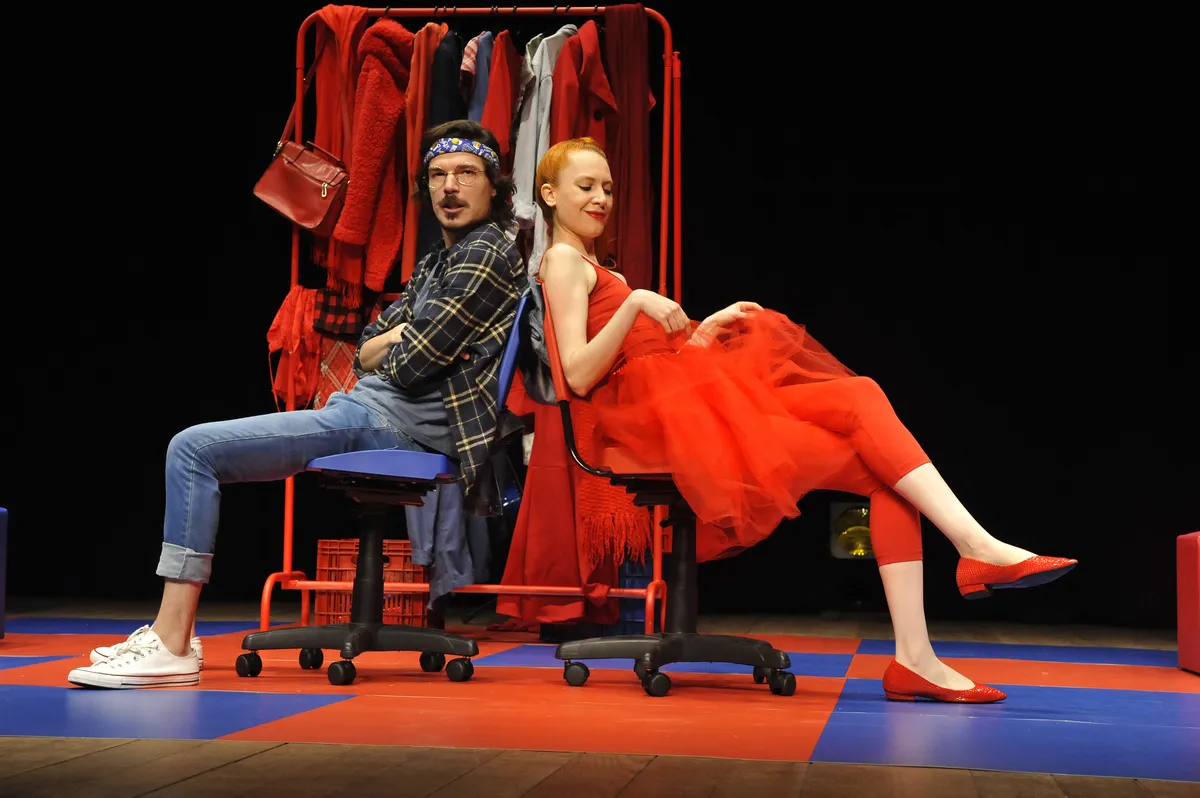 TERAPIA DE CASAL, UMA COMÉDIA EM CRISE