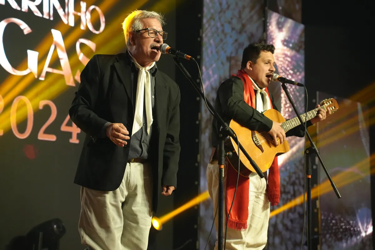 TEIXEIRINHA FILHO & NETO