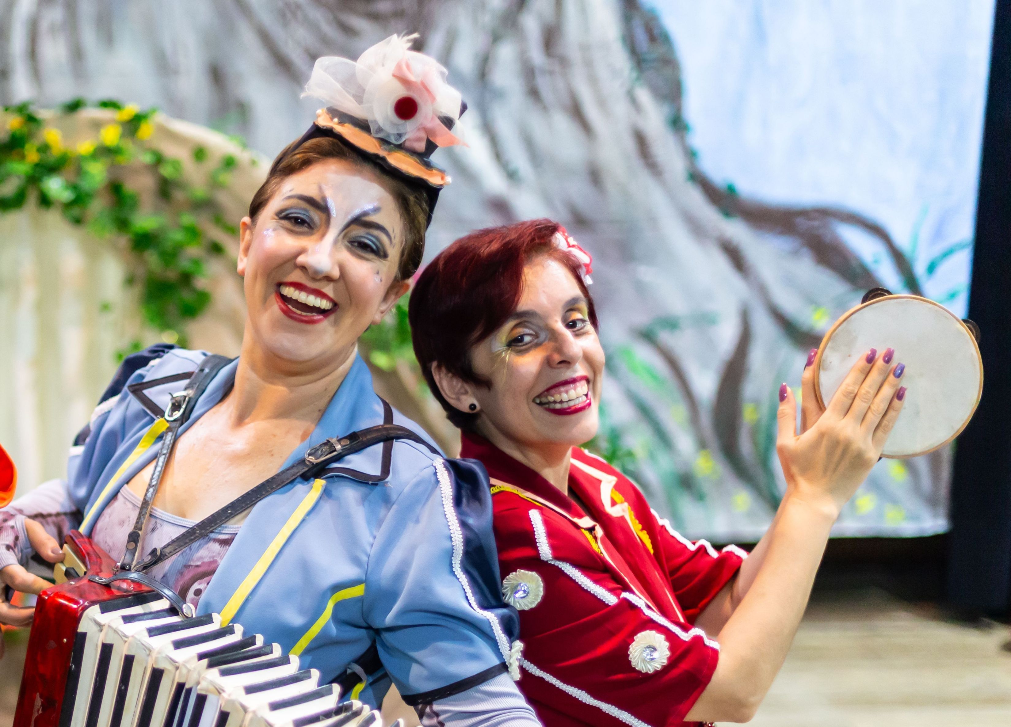 A CIGARRA E A FORMIGA - UMA AVENTURA MUSICAL