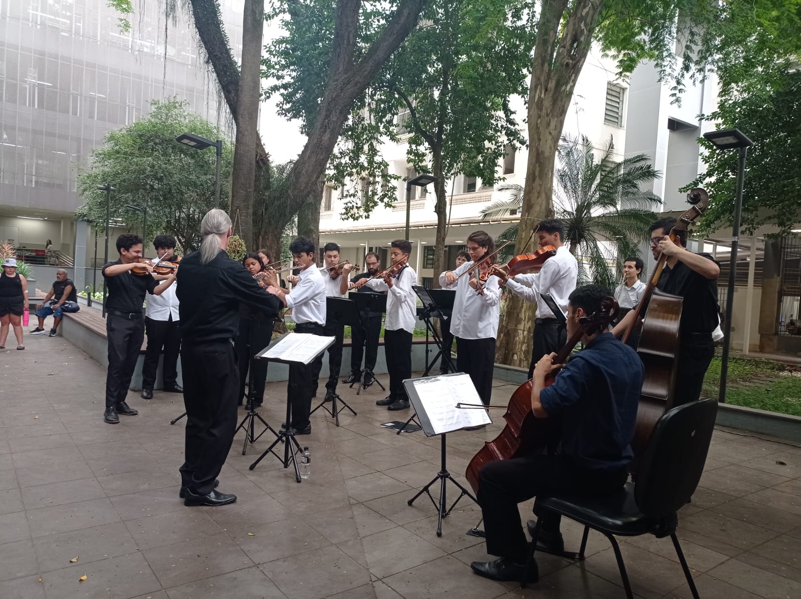 APRESENTAÇÃO DA ORQUESTRA IPDAE
